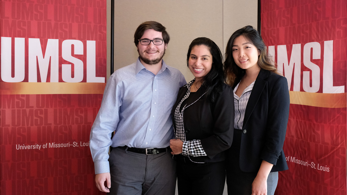 Image of UMSL business students at the scholarship luncheon